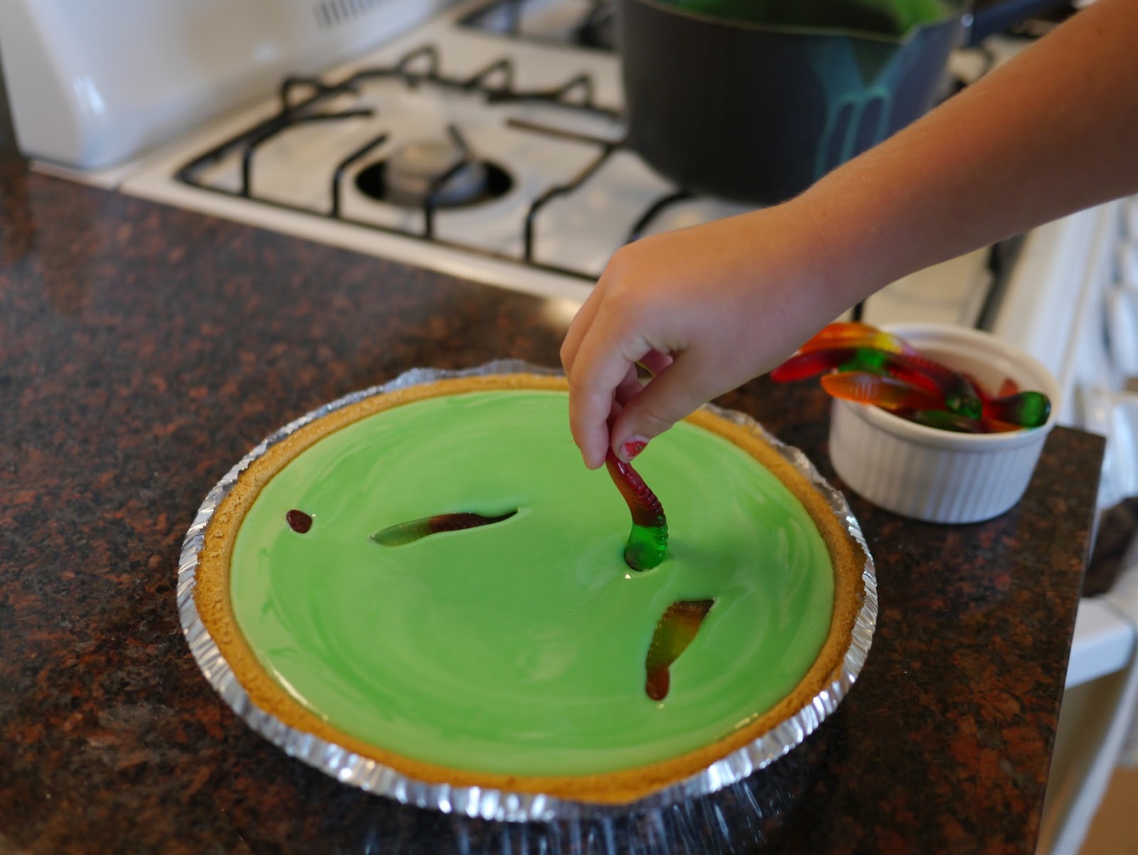 Eco-Friendly Slime: What Makes Méli&Mélo’s Kits Unique